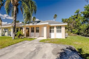 858 SW 9th St, Homestead, FL 33034, Sold 12/26/17
