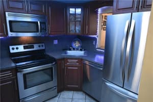 3269 Riverside Dr, Coral Springs, FL 33065, Sold 05/31/18