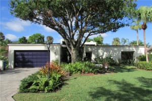 2723 Oak Tree Ln, Oakland Park, FL 33309, Sold 09/10/18