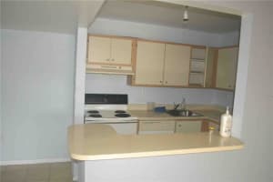 7100 NW 179th St, Hialeah, FL 33015, Sold 01/10/18