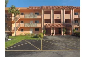 5950 Del Lago Cir, Sunrise, FL 33313, Sold 01/26/18