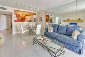 336 N Birch Rd #9d, Fort Lauderdale, FL 33304, Sold 11/30/18