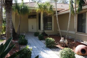 808 Hampton Ct, Weston, FL 33326, Sold 12/22/17