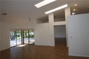 808 Hampton Ct, Weston, FL 33326, Sold 12/22/17