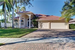 8995 NW 41st St, Hollywood, FL 33024, Sold 12/21/17