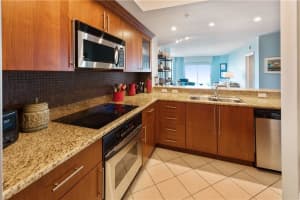401 SW 4th Ave, Fort Lauderdale, FL 33315, Sold 08/10/18