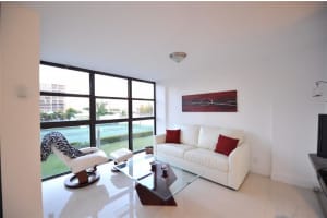 400 Leslie Dr, Hallandale Beach, FL 33009, Sold 10/12/18