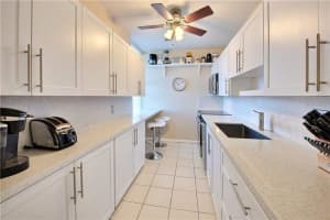 888 Intracoastal Dr #2f, Fort Lauderdale, FL 33304, Sold 05/01/18