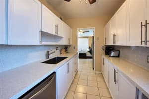 888 Intracoastal Dr #2f, Fort Lauderdale, FL 33304, Sold 05/01/18