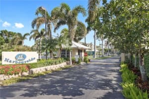 1 Harbourside Dr, Delray Beach, FL 33483, Sold 06/01/18