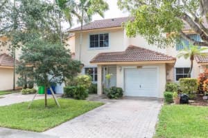 8422 NW 40th Ct, Sunrise, FL 33351, Sold 02/28/18
