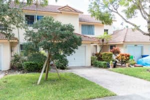 8422 NW 40th Ct, Sunrise, FL 33351, Sold 02/28/18