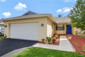 8410 SW 41st Ct, Davie, FL 33328, Sold 02/01/18