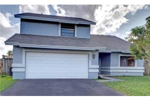 9950 SW 14th St, Pembroke Pines, FL 33025, Sold 02/05/18