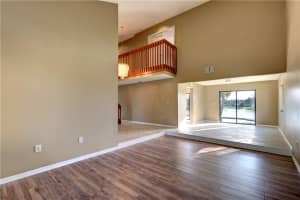 9950 SW 14th St, Pembroke Pines, FL 33025, Sold 02/05/18