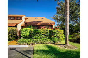 477 SE 14th St, Dania Beach, FL 33004, Sold 01/25/18