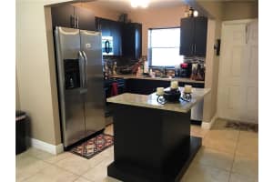 805 W Oakland Park Blvd APT D8, Wilton Manors, FL 33311, Sold 01/19/18