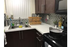 8870 Fontainebleau Blvd, Miami, FL 33172, Sold 01/12/18