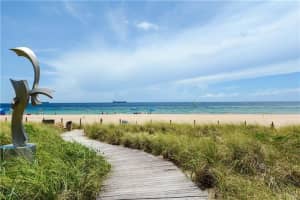 1200 Holiday Dr, Fort Lauderdale, FL 33316, Sold 07/01/19