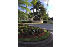 9292 NW 54th St, Sunrise, FL 33351, Sold 02/23/18