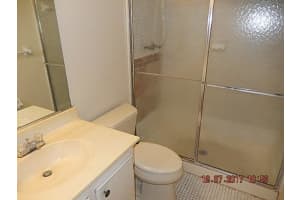 3111 Oakland Shores Dr APT F201, Oakland Park, FL 33309, Sold 02/20/18