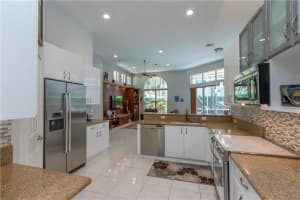 2766 Hampton Cir N, Delray Beach, FL 33445, Sold 01/24/18