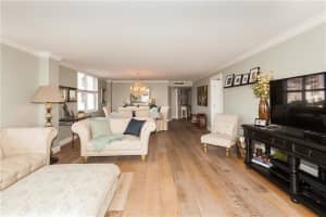 1 Las Olas Cir, Fort Lauderdale, FL 33316, Sold 02/26/18