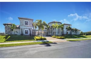 2215 Antlia Ave, Davie, FL 33324, Sold 04/13/18