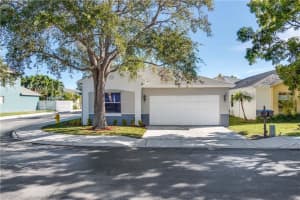 300 W Riverbend Dr, Sunrise, FL 33326, Sold 02/01/18