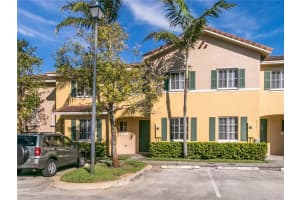 6037 SW 19th St, North Lauderdale, FL 33068, Sold 01/25/18
