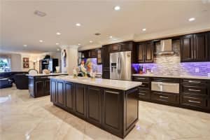 615 Bayshore Dr, Fort Lauderdale, FL 33304, Sold 08/06/18