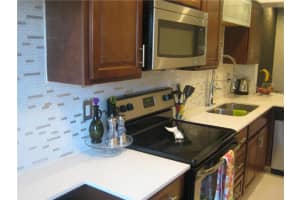 3883 NW 94th Ave, Sunrise, FL 33351, Sold 04/02/18