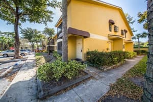 3071 N Oakland Forest Dr, Oakland Park, FL 33309, Sold 03/08/18