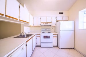 3071 N Oakland Forest Dr, Oakland Park, FL 33309, Sold 03/08/18