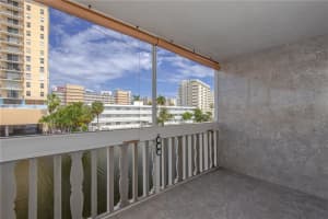 440 Paradise Isle Blvd, Hallandale Beach, FL 33009, Sold 03/29/18