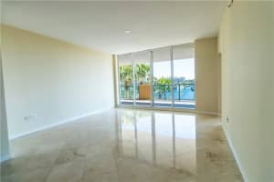 411 N New River Dr E, Fort Lauderdale, FL 33301, Sold 04/13/18