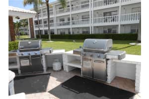 2453 NE 51st St APT D112, Fort Lauderdale, FL 33308, Sold 04/24/18