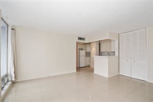 524 Orton Ave, Fort Lauderdale, FL 33304, Sold 04/25/18