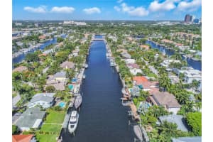 1631 SE 14th St, Fort Lauderdale, FL 33316, Sold 02/28/18