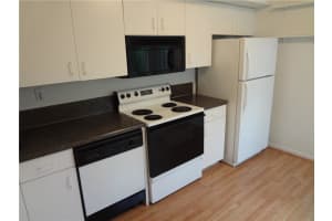 3279 NW 44th St, Oakland Park, FL 33309, Sold 02/13/18