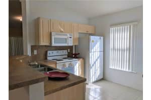 3800 NW 90th Way, Sunrise, FL 33351, Sold 02/23/18