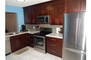 100 SE 7th St, Deerfield Beach, FL 33441, Sold 04/27/18