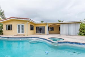 1618 SE 13th St, Fort Lauderdale, FL 33316, Sold 03/30/18