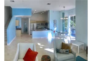 323 NE 7th St, Fort Lauderdale, FL 33304, Sold 02/23/18