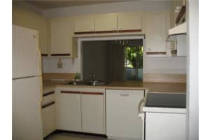 259 W Hemingway Cir, Margate, FL 33063, Sold 02/20/18