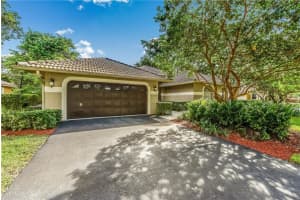 9610 NW 60th Dr, Parkland, FL 33076, Sold 04/20/18