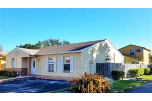 8419 NW 193rd Ln, Hialeah, FL 33015, Sold 02/26/18