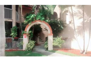 8621 SW 5th St, Pembroke Pines, FL 33025, Sold 02/28/18