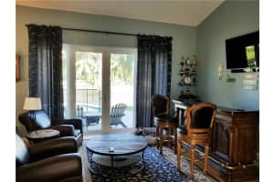 10285 NW 18th Dr, Plantation, FL 33322, Sold 02/28/18