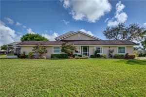 1276 W Lakes Dr, Deerfield Beach, FL 33442, Sold 02/22/18